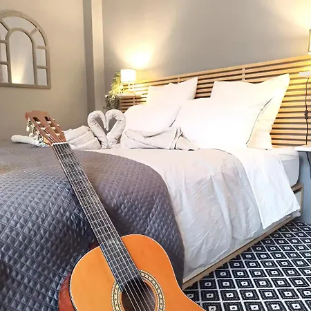 Stylish 53m2 In Paris - Terrace, Balcony, Free Parking & 5mn From Metro *